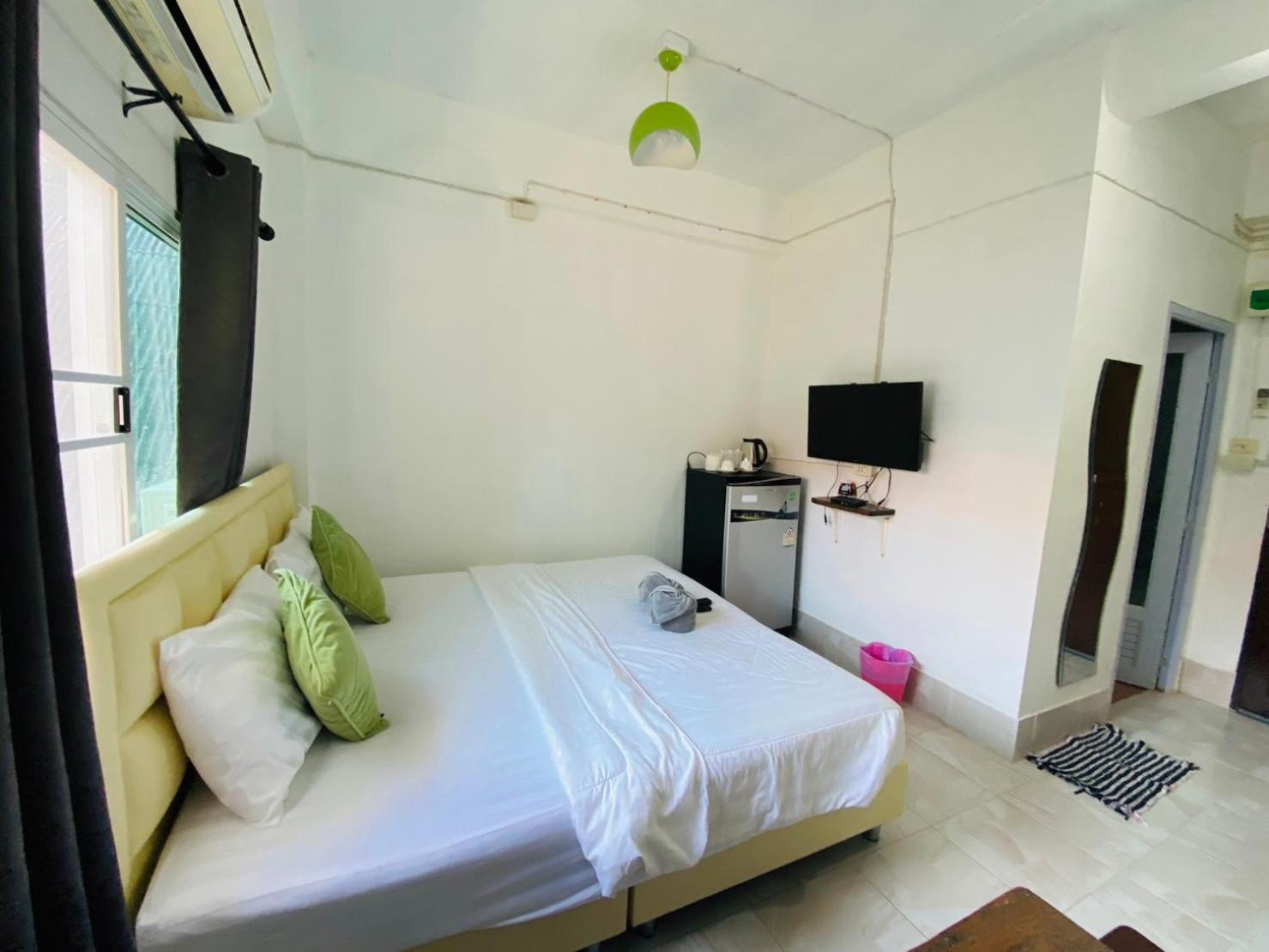 Готель Miss Hong House Koh Samet Екстер'єр фото