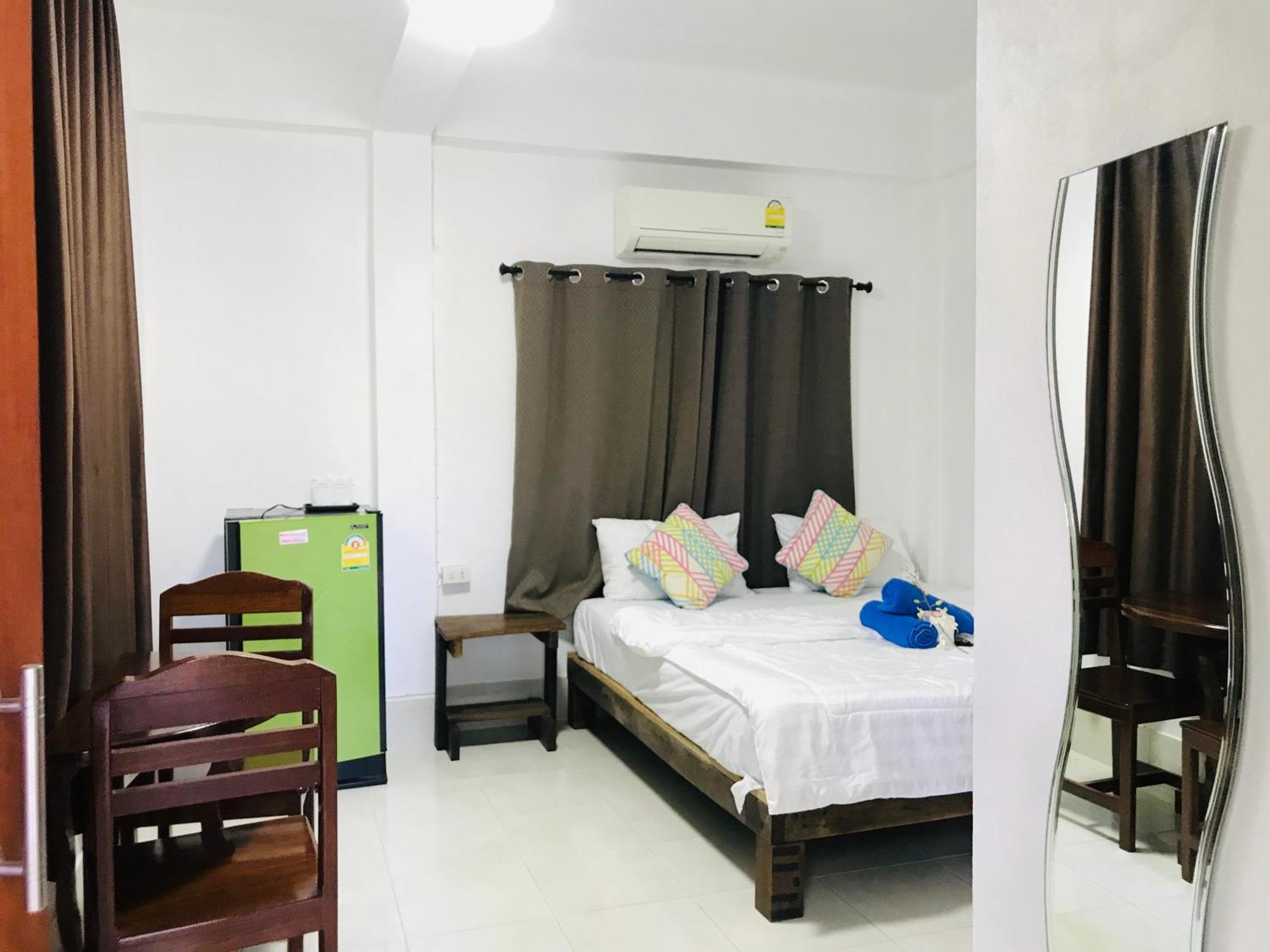 Готель Miss Hong House Koh Samet Екстер'єр фото